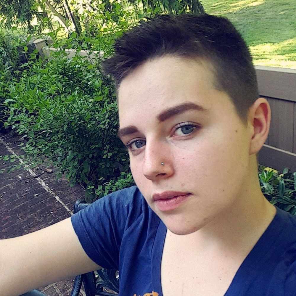 Meet your Posher, Ashley